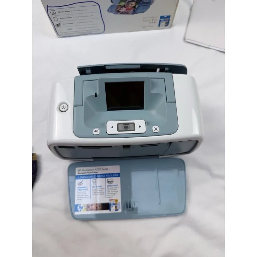 HP PhotoSmart A522 Portable Inkjet 4x6 Color Photo Printer USB PictBridge